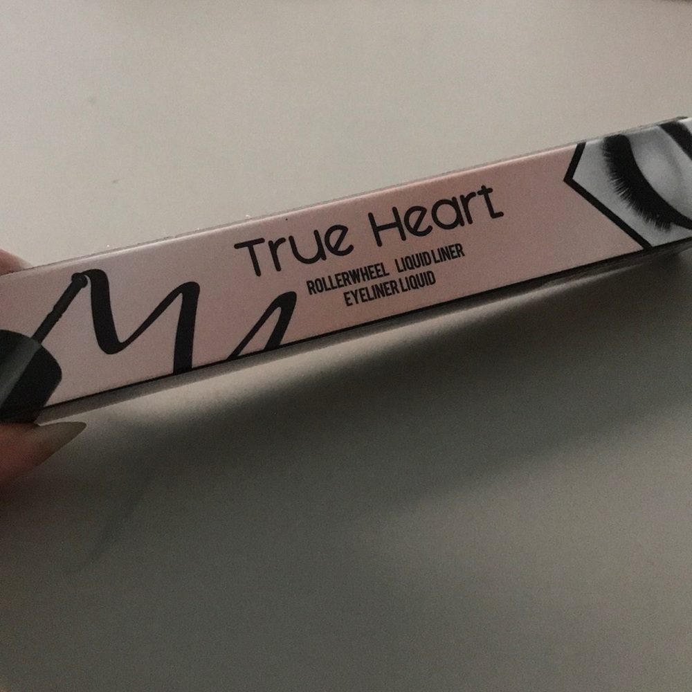 Rollerwheel liquid liner